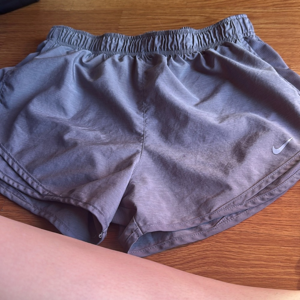 Grey Nike shorts!!